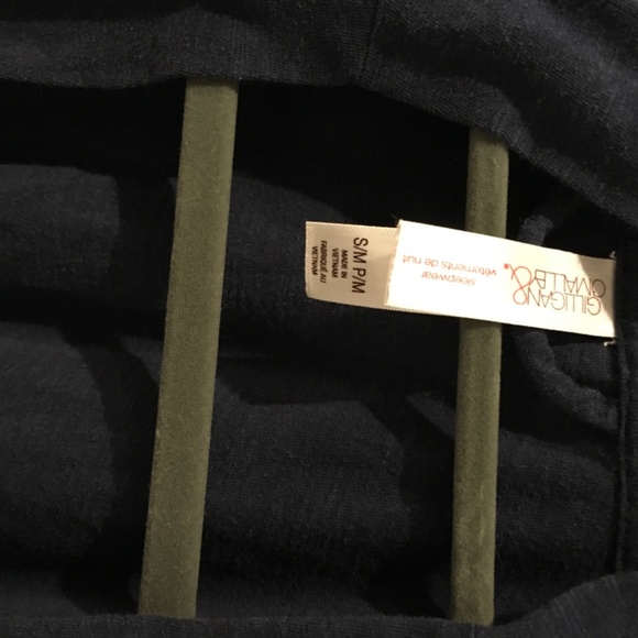 Robe - Picture 2 of 3